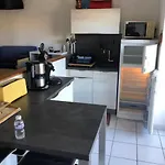 2025 - Grand Avec Piscine Et à 50 M Apartamento *