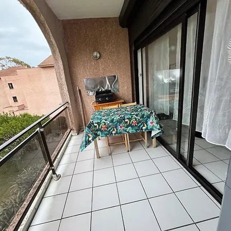 2025 - Grand Avec Piscine Et A 50 M Lägenhet