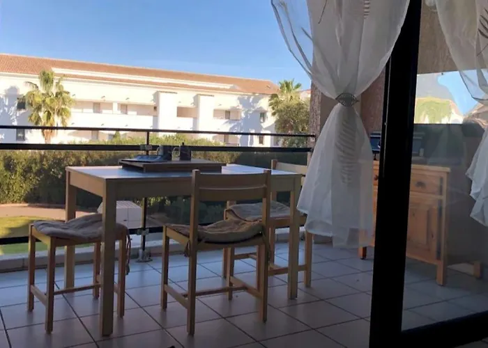 2025 - Grand Avec Piscine Et A 50 M