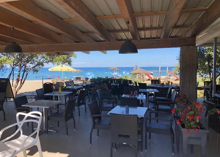 2025 - Grand Avec Piscine Et A 50 M Apartmán *