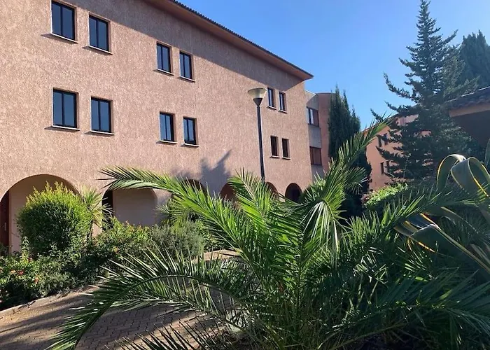 2025 - Grand Avec Piscine Et A 50 M Apartmán