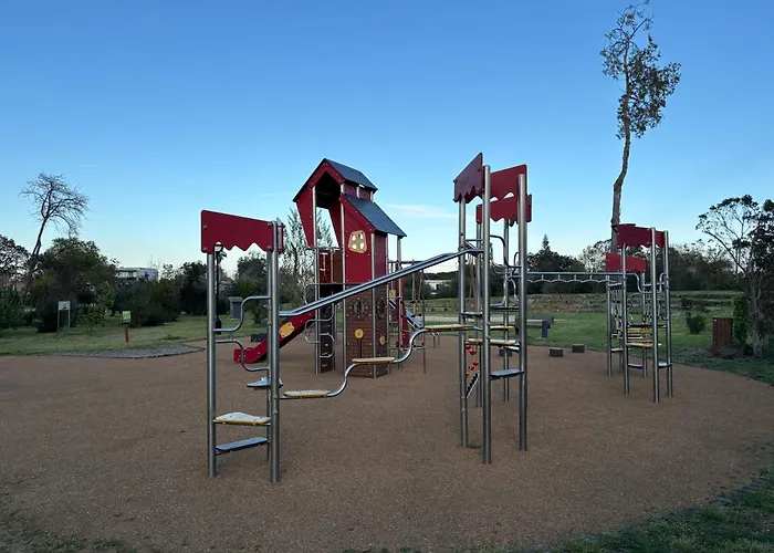 2025 - Grand Avec Piscine Et A 50 M