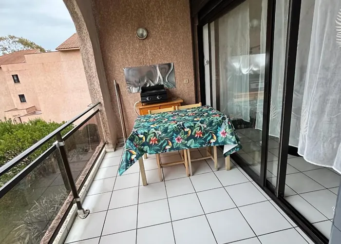 2025 - Grand Avec Piscine Et A 50 M Apartmán